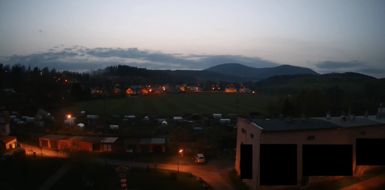 mladé buky černá hora