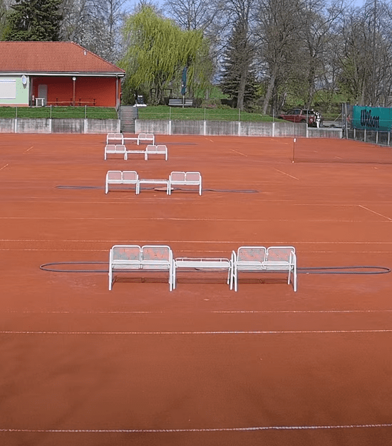 lomnice nad popelkou tenisové kurty