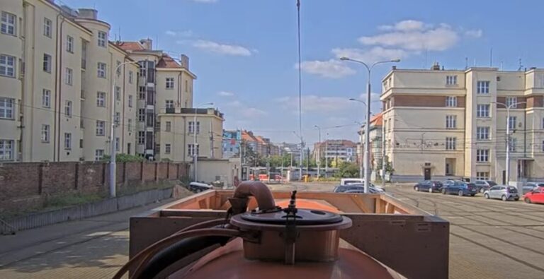 praha mazačka tram