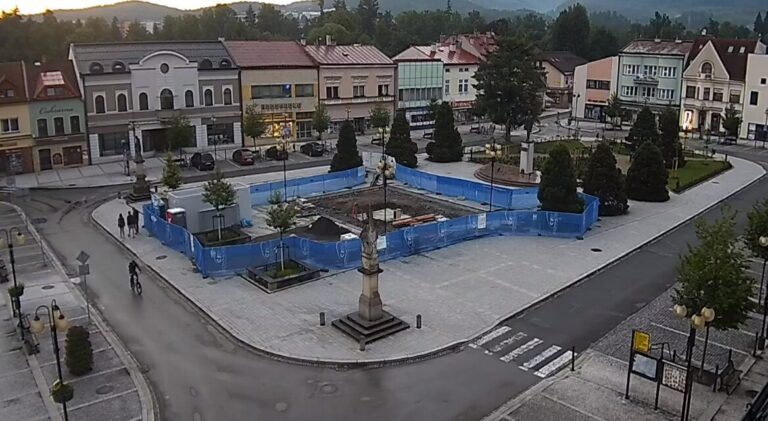 rožnov pod radhoštěm náměstí